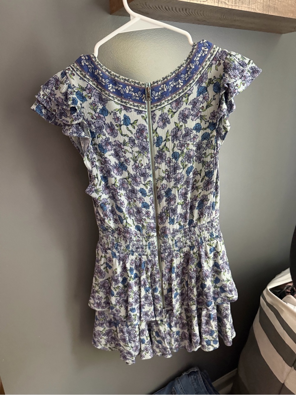 Alice + Olivia Mariska Floral Ruffle Skort Romper Size 4 Mini Dress Shorts - Picture 4 of 4